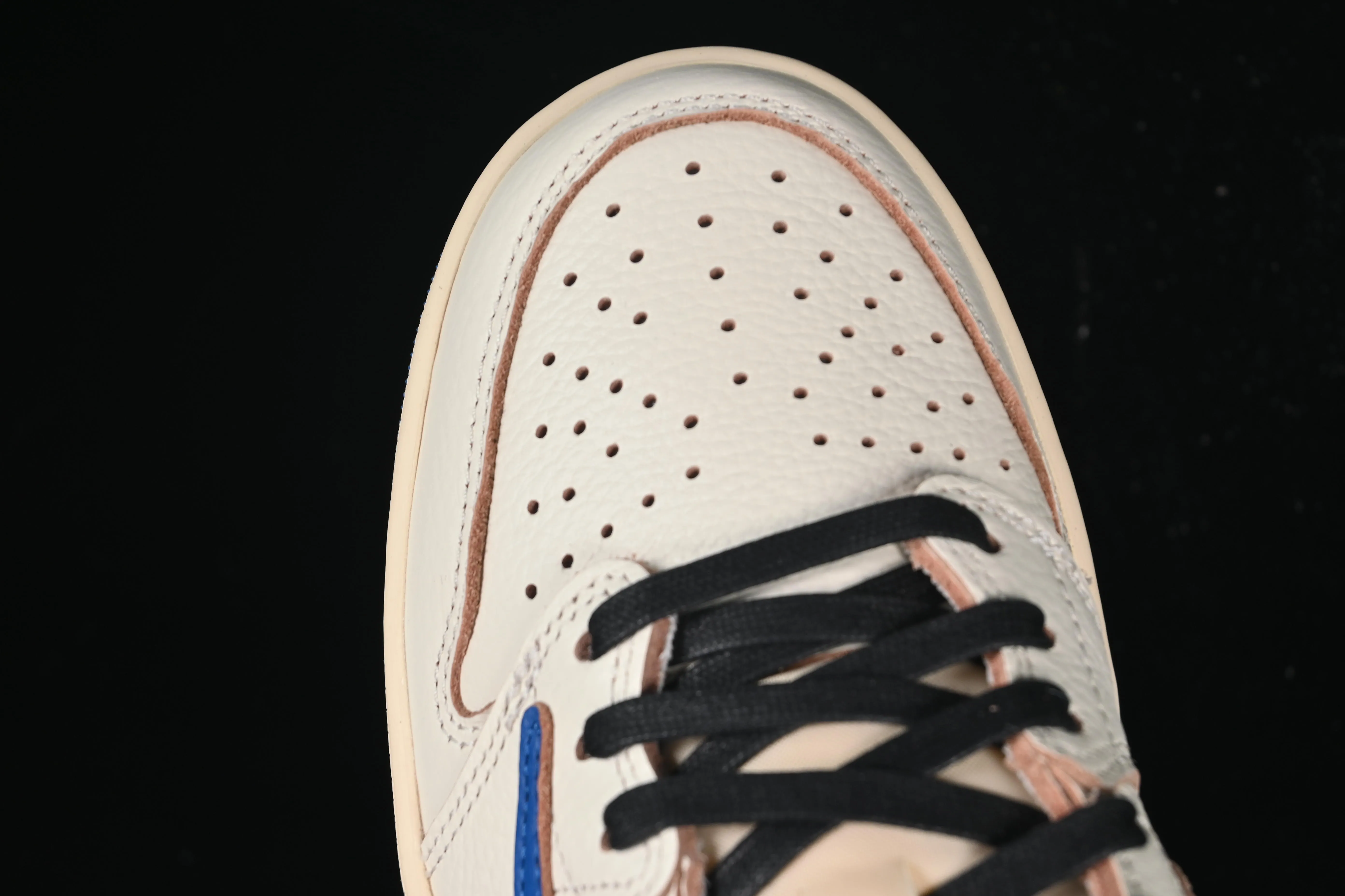 All categories Air Jordan Jordan series basketball shoes Air Jordan 1 Low LJR version Travis Scott x Air Jordan 1 Low OG AJ1 Joe 1 undercut low DM7866-104